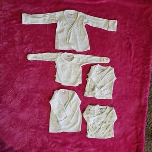 $Nwot0-3 month mittensleeves boy bundl3